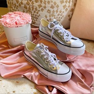 Platform Converse in Metallic Silver!